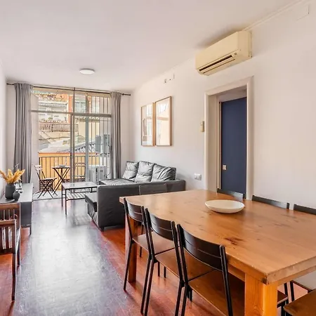 The Collection Barcelona - Next To Sagrada Familia 4-Bedroom Apartment-2