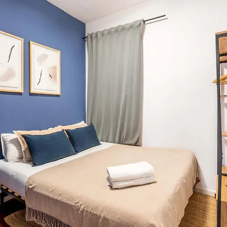 The Collection Barcelona - Next To Sagrada Familia 4-Bedroom Apartment-3